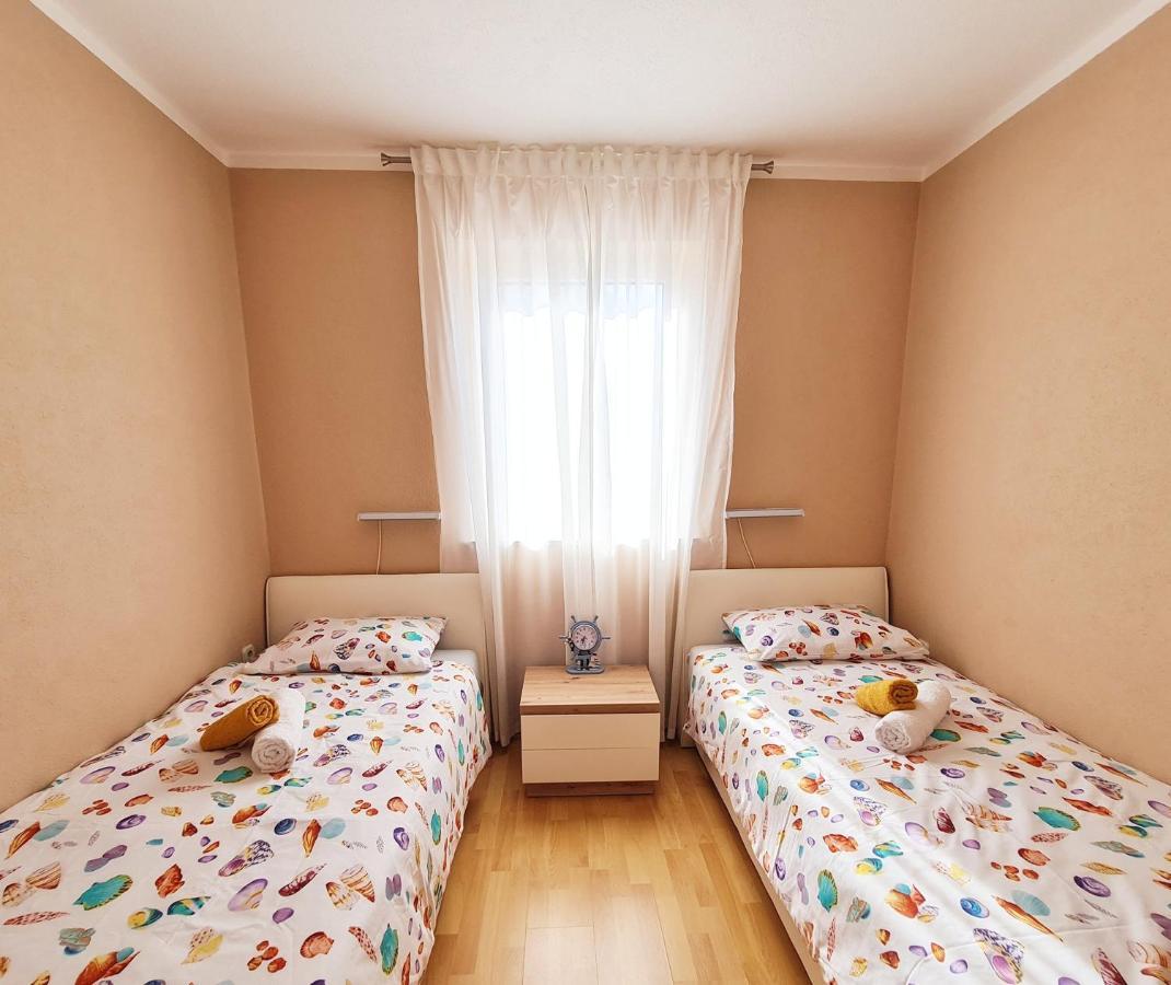 Bellistra Apartman Rabac - E Apartamento Exterior foto